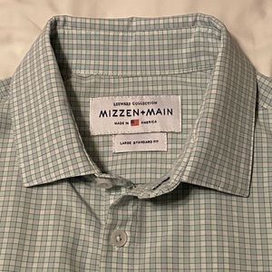 Mizzen and Main Leeward Large Standard Fit, professionally altered 33’ sleeves